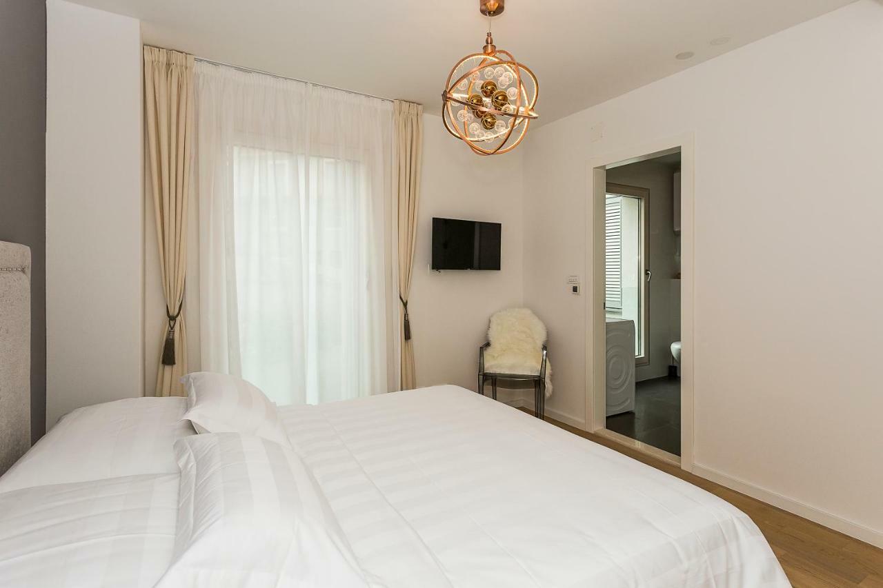 Perla Apartmani Split Buitenkant foto